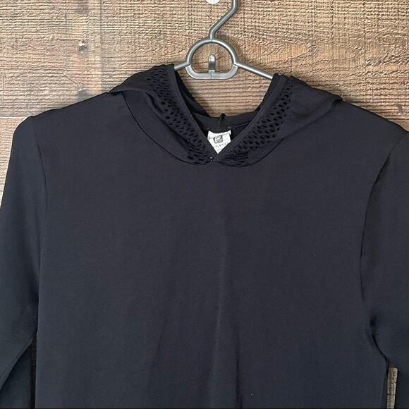Fabletics Megan Seamless Pullover Mesh Long Sleeve Hoodie Top Black Size Medium - Picture 2 of 10